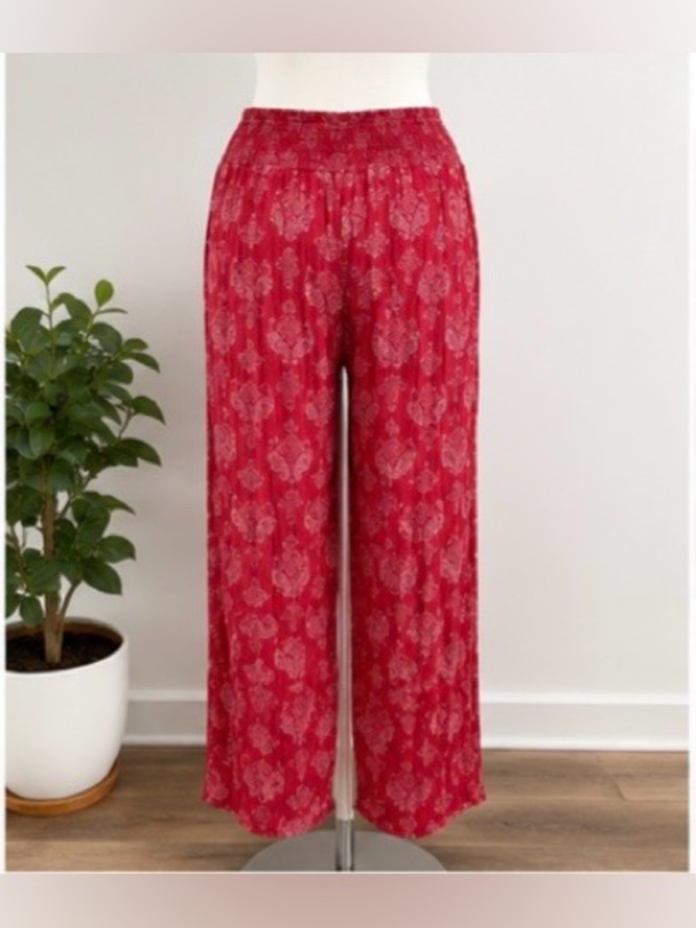 Dictionary Boho Wide Leg Palazzo Pants Lg Red Paisley Smocked Waist Lightweight - Picture 2 of 6